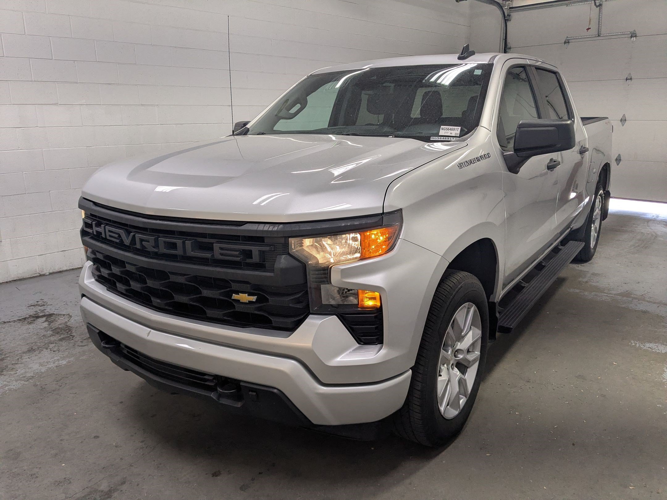Used 2022 Chevrolet Silverado 1500 Custom AWD/4WD image 11