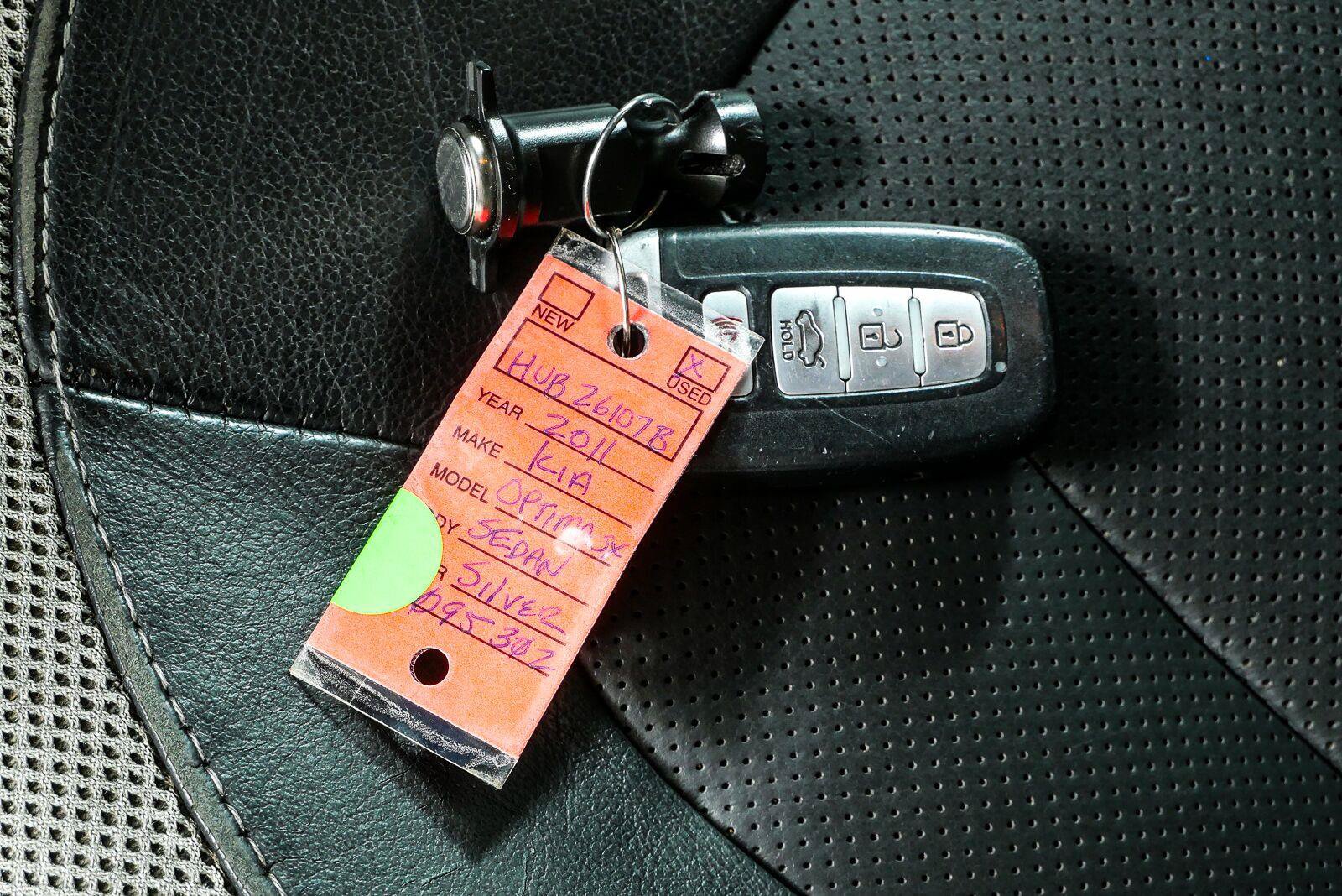 Used 2011 Kia Optima SX FWD image 35