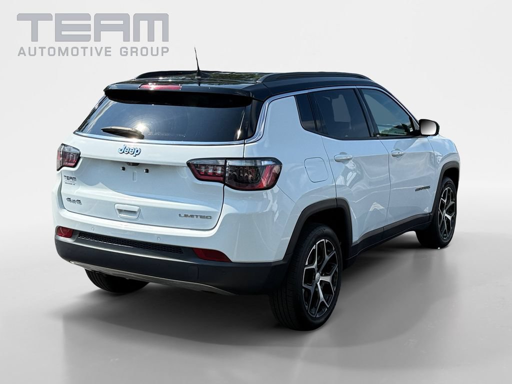 Used 2024 Jeep Compass Limited AWD/4WD image 7