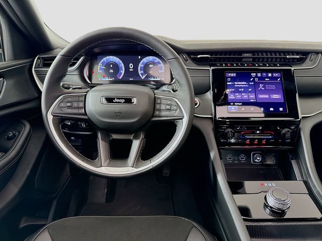 New 2025 Jeep Grand Cherokee L Altitude image 21