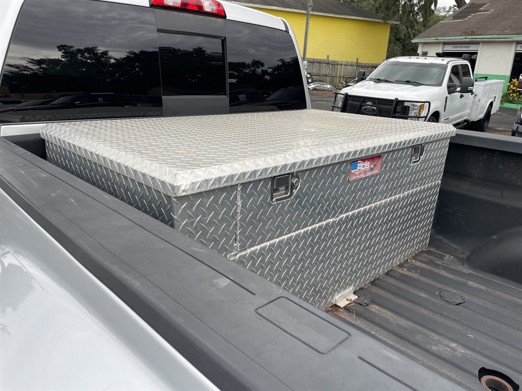 Used 2018 GMC Sierra 3500 Denali w/ Duramax Plus Package AWD/4WD image 39