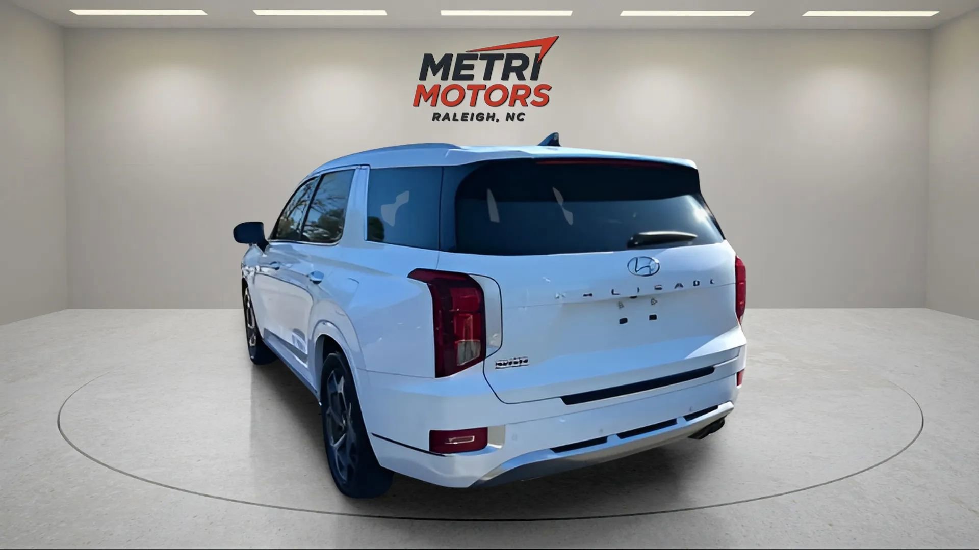 Used 2021 Hyundai Palisade Calligraphy image 14