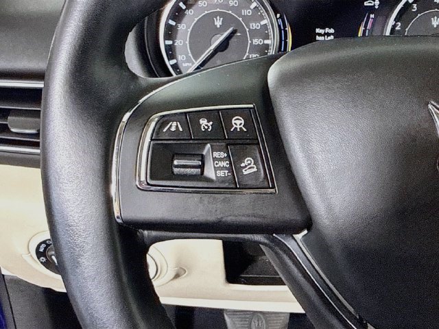 Used 2022 Maserati Levante GT AWD/4WD image 13