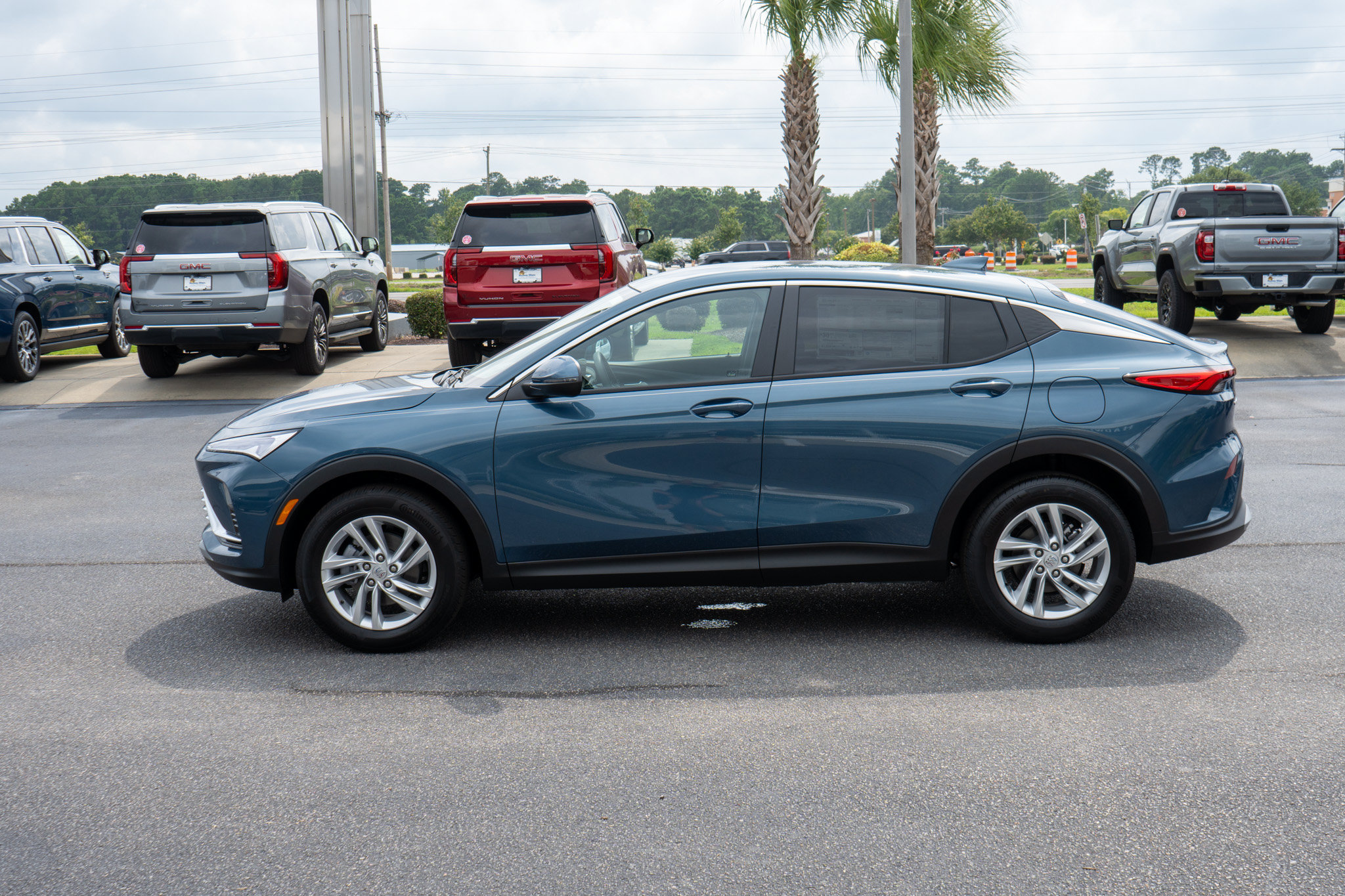 New 2026 Buick Envista Sport Touring FWD image 6