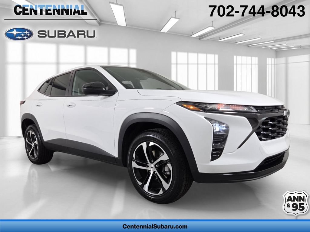 Used 2024 Chevrolet Trax RS w/ Driver Confidence Package FWD image 1