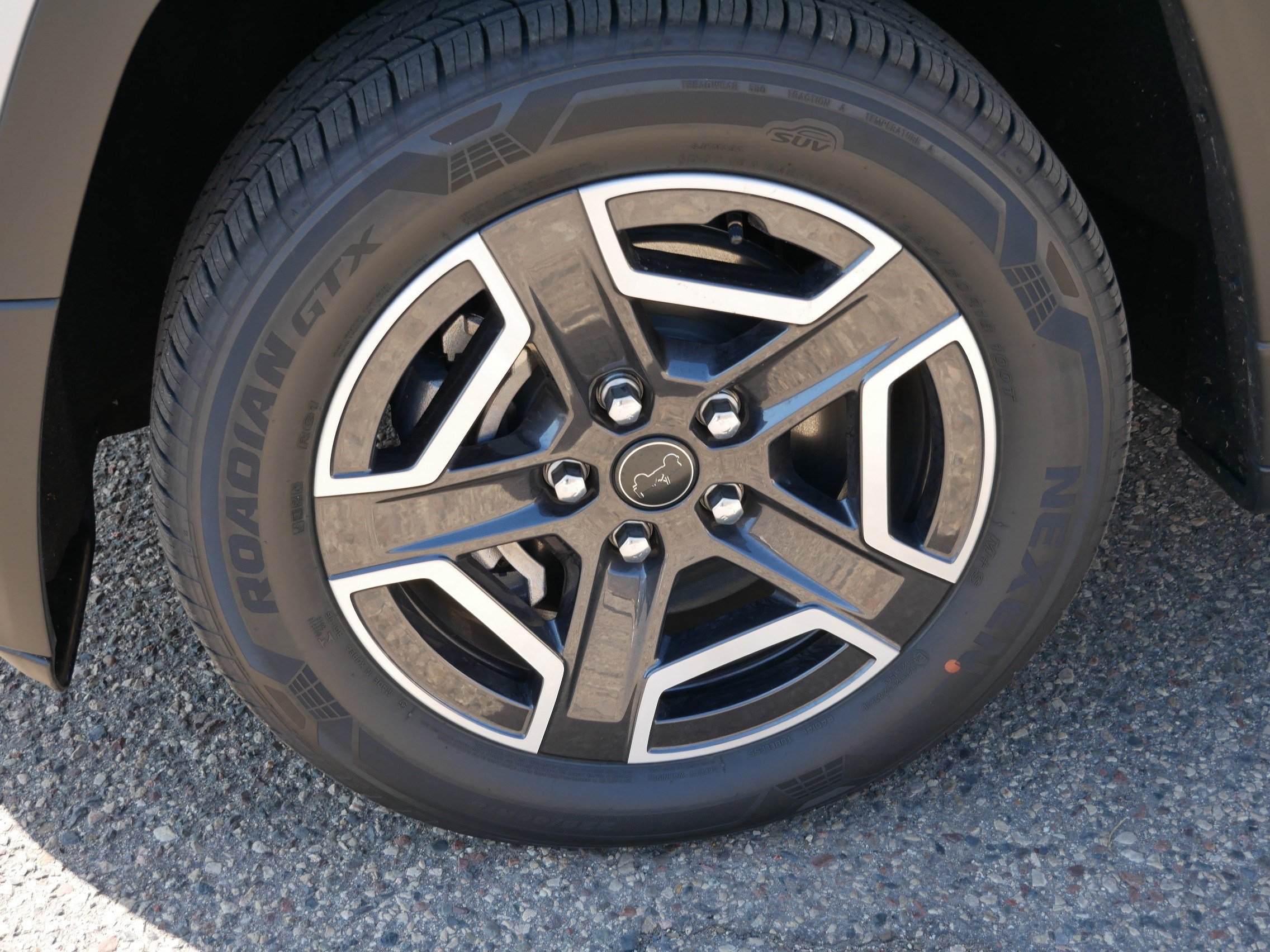 New 2026 Jeep Cherokee Laredo image 5