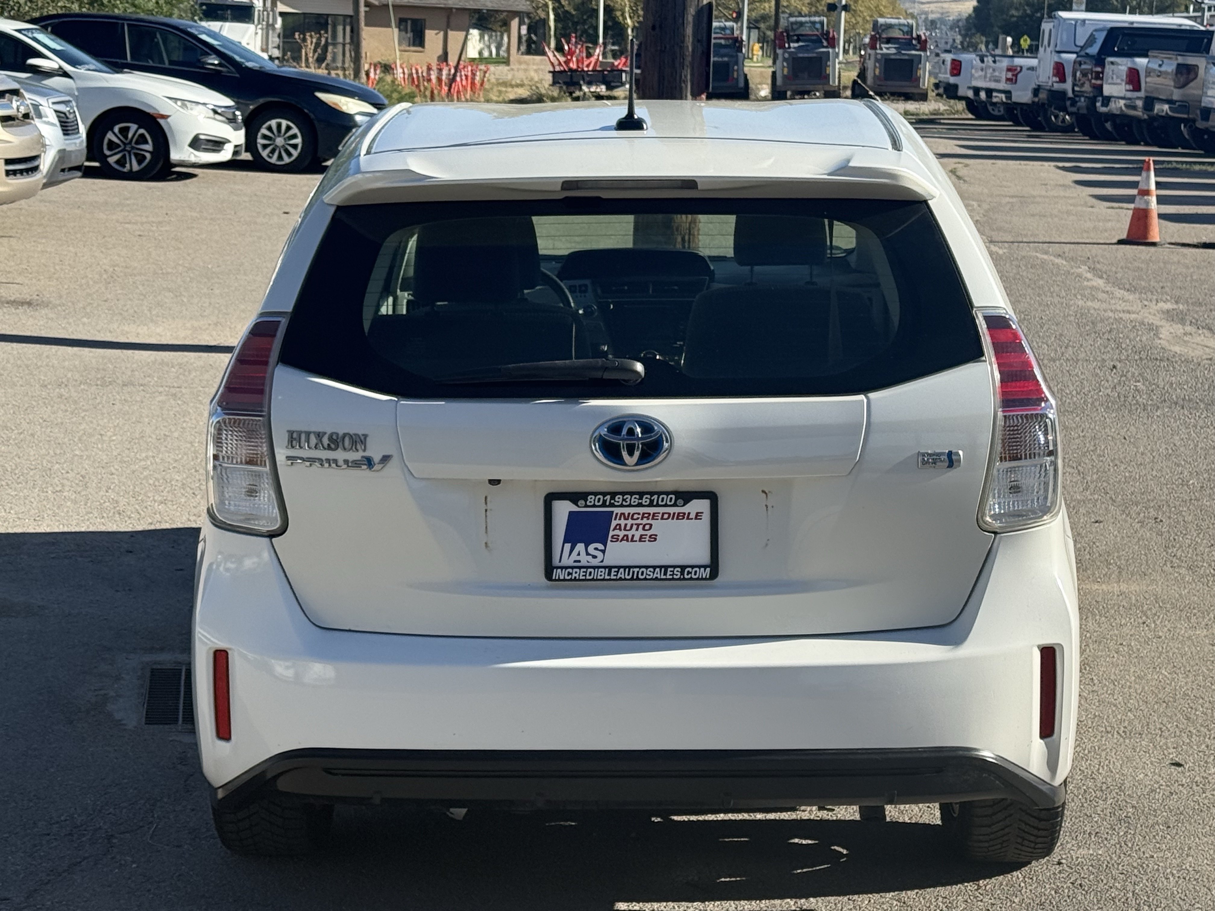 Used 2016 Toyota Prius V Three FWD image 5