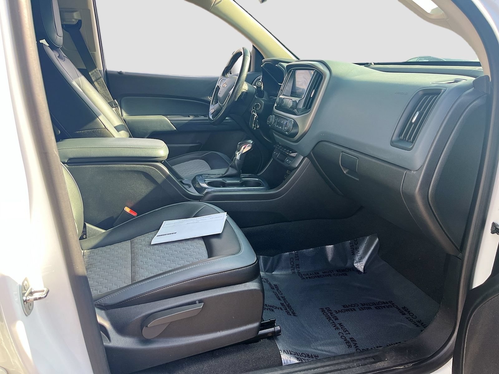 Used 2022 Chevrolet Colorado Z71 AWD/4WD image 28