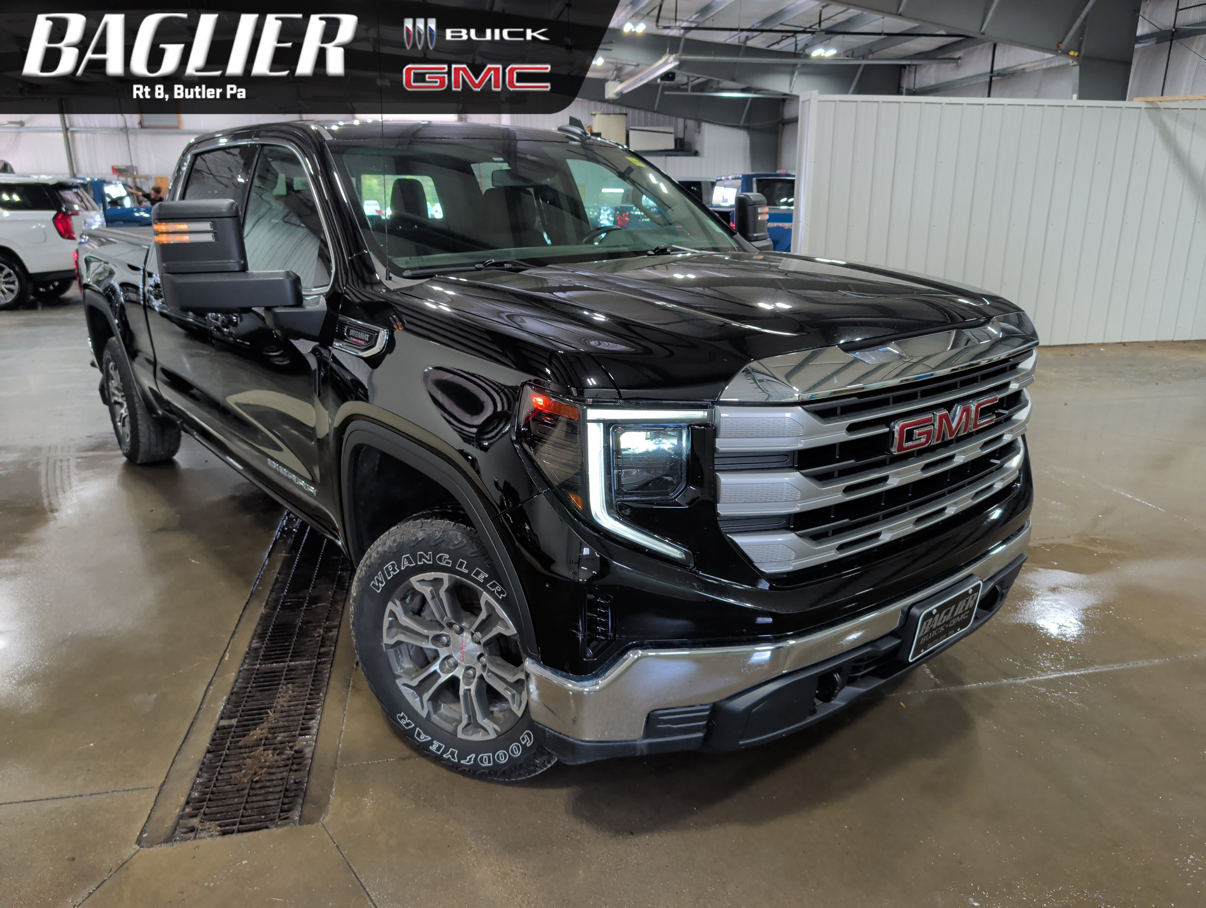 Used 2024 GMC Sierra 1500 SLE w/ Preferred Package