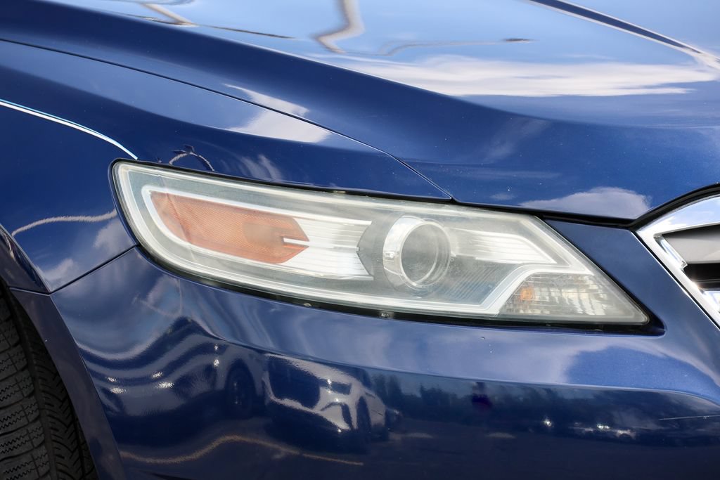 Used 2012 Ford Taurus Limited FWD image 28