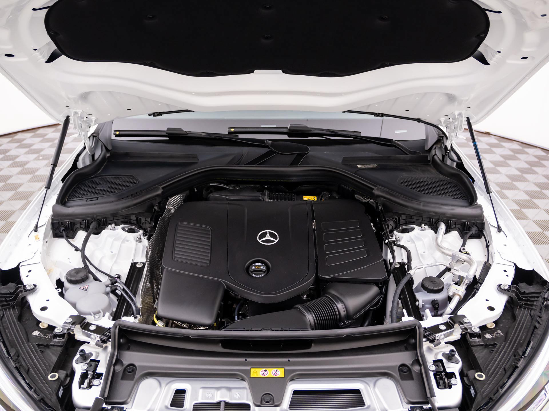 New 2027 Mercedes-Benz GLC 300 4MATIC image 35