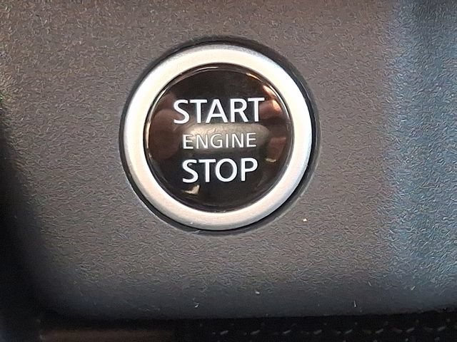 Used 2021 Nissan Rogue SV FWD image 23