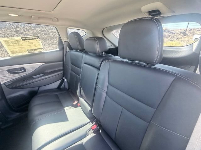 Used 2017 Nissan Murano Platinum w/ Platinum Technology Package AWD/4WD image 28