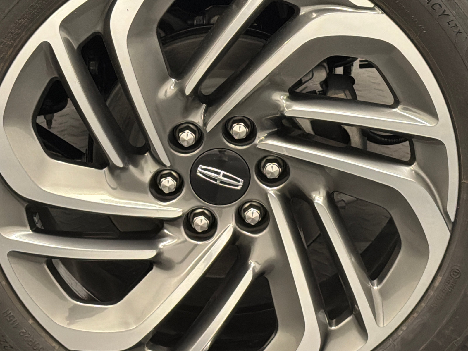 New 2027 Lincoln Navigator Reserve AWD/4WD image 5