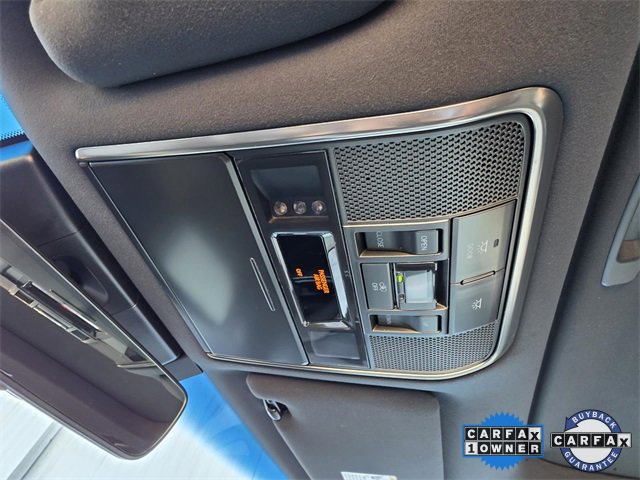 Used 2023 Lexus LX 600 4WD w/ Luxury Package image 38