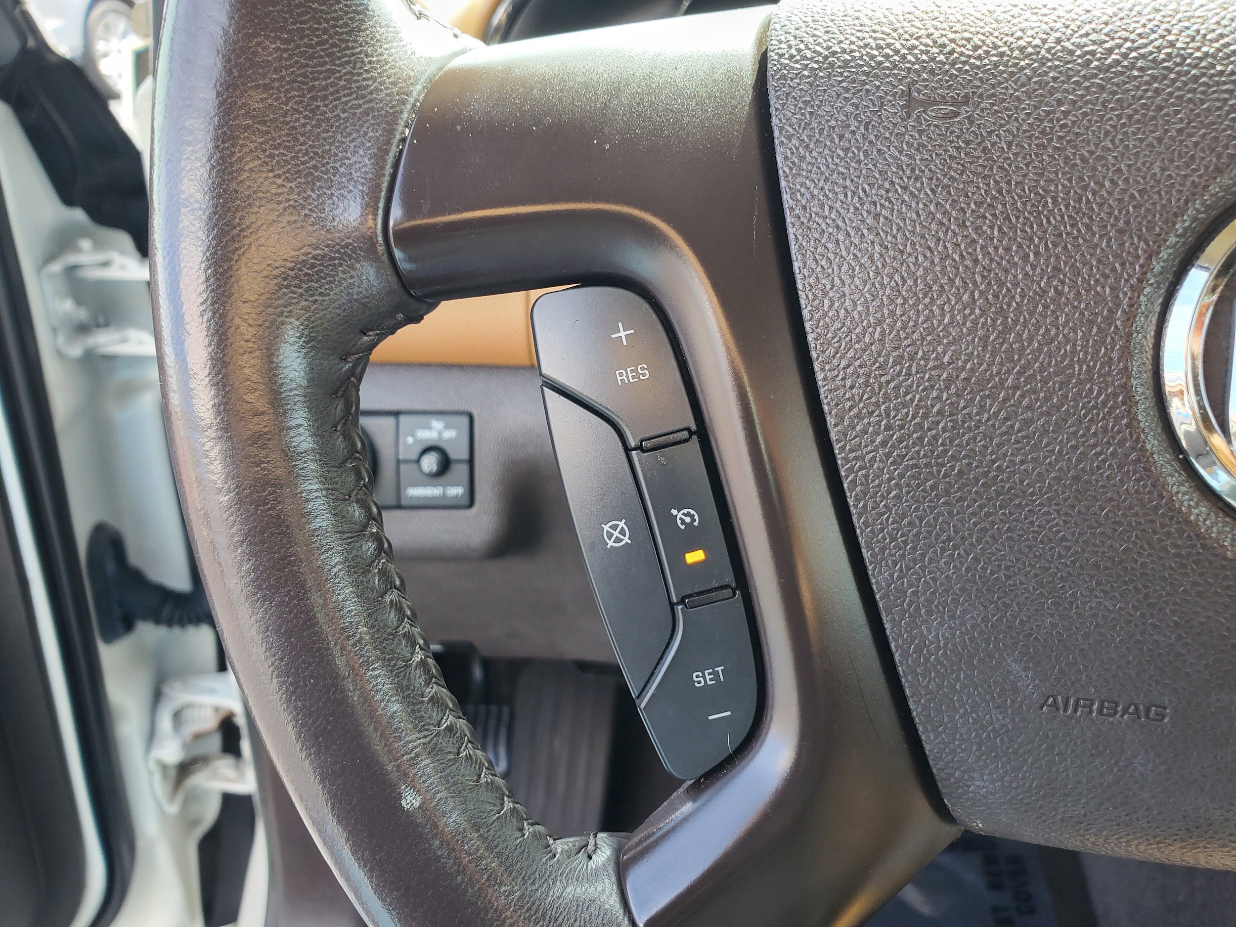 Used 2014 Buick Enclave Leather FWD image 17