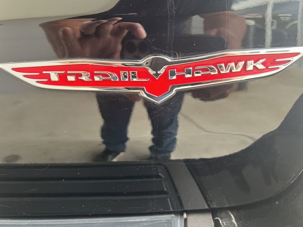 Used 2020 Jeep Grand Cherokee Trailhawk image 9