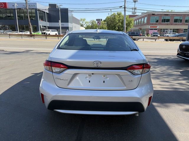 Used 2020 Toyota Corolla LE FWD image 7
