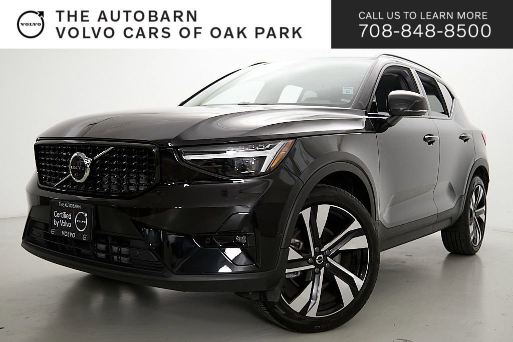 Certified 2023 Volvo XC40 B5 Ultimate w/ Protection Package Premier AWD/4WD image 1