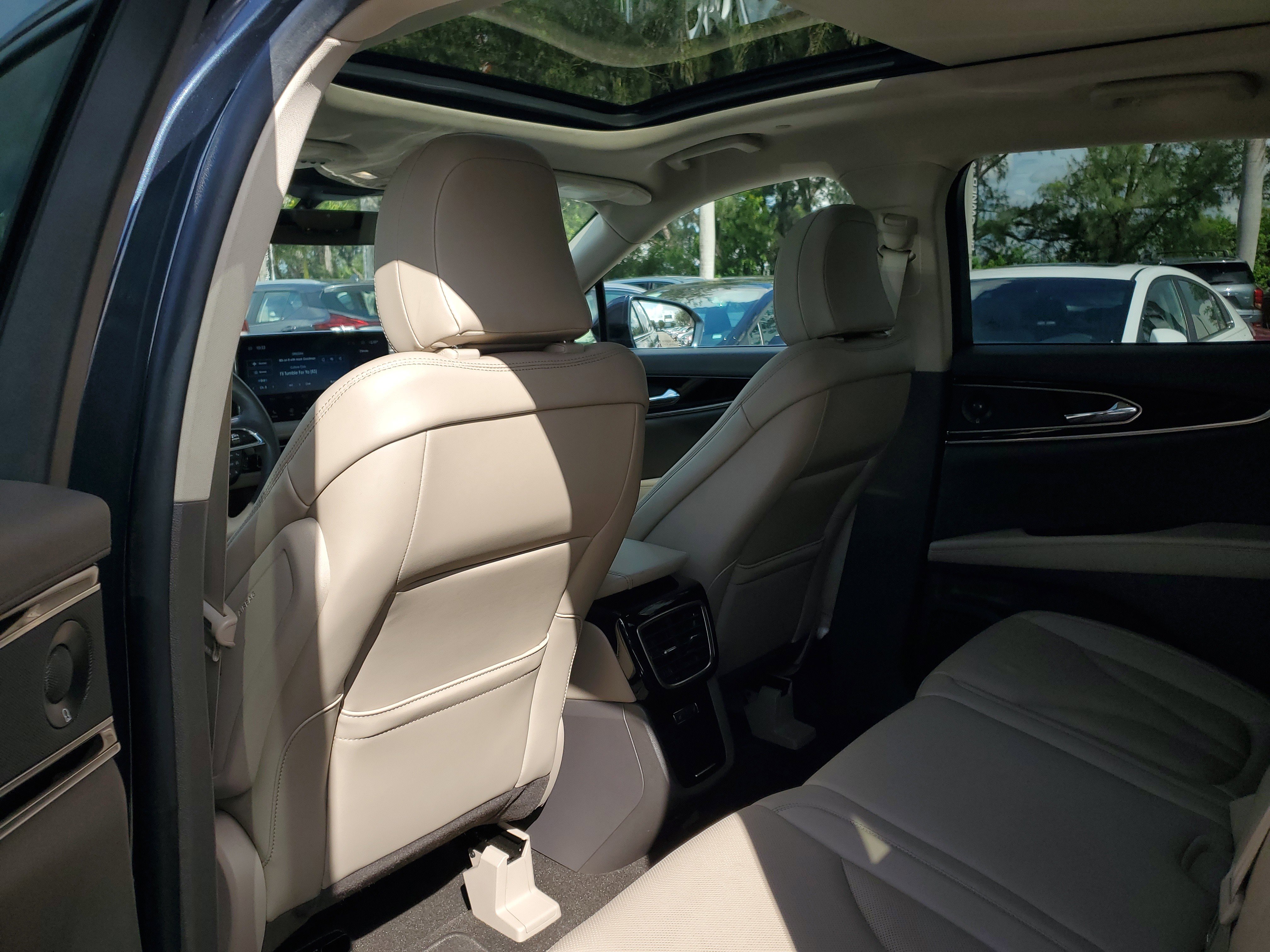 Certified 2021 Lincoln Nautilus Reserve image 10