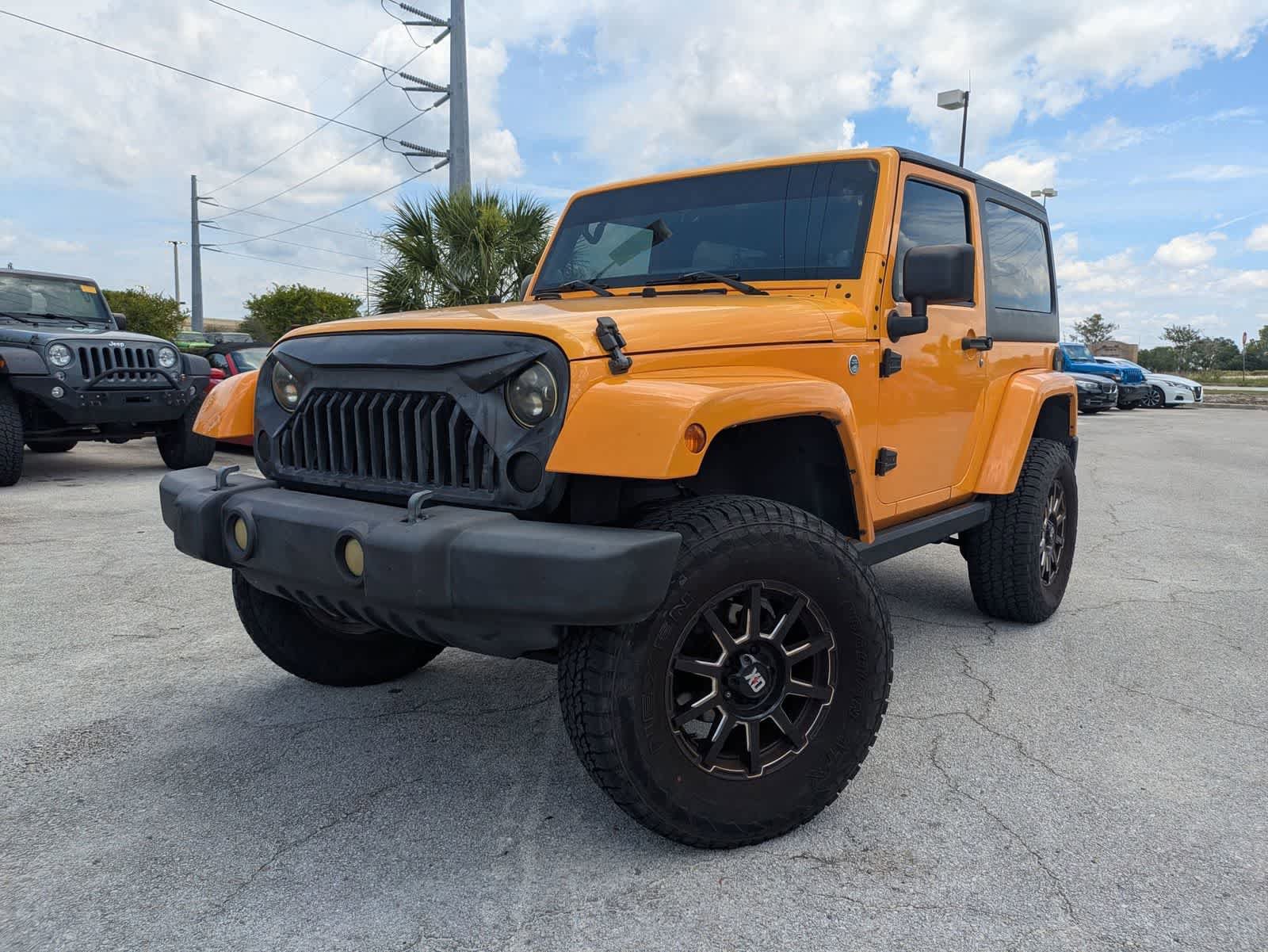 Used 2012 Jeep Wrangler Sahara w/ Connectivity Group AWD/4WD video 1