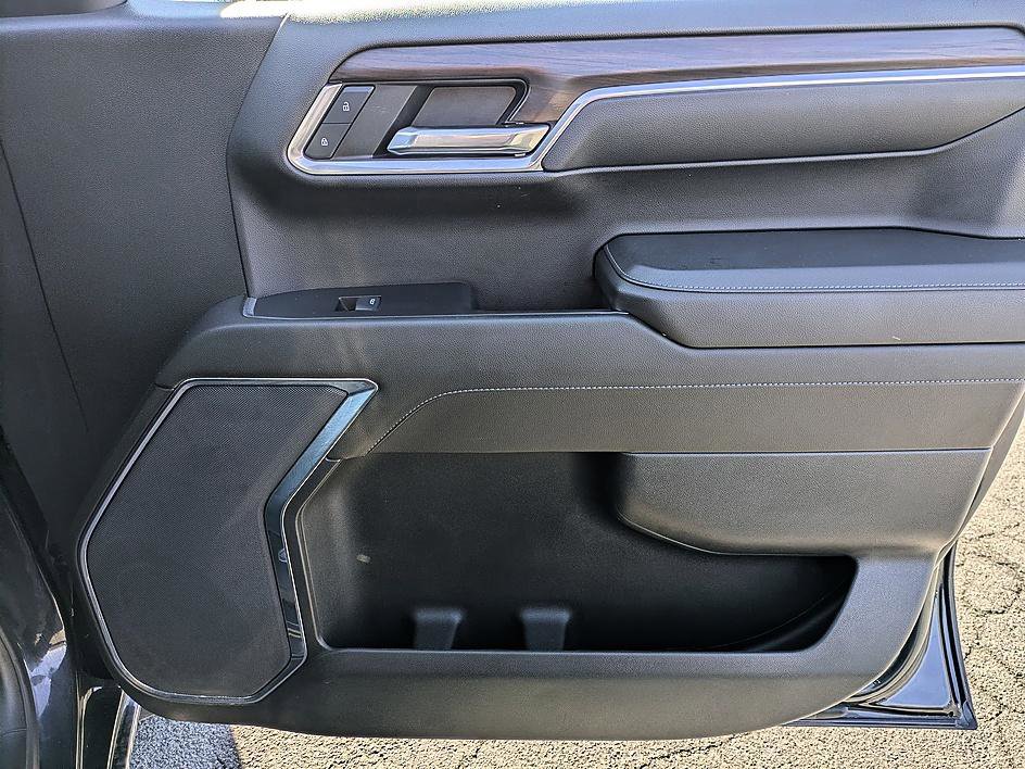 Used 2024 GMC Sierra 1500 SLT image 32