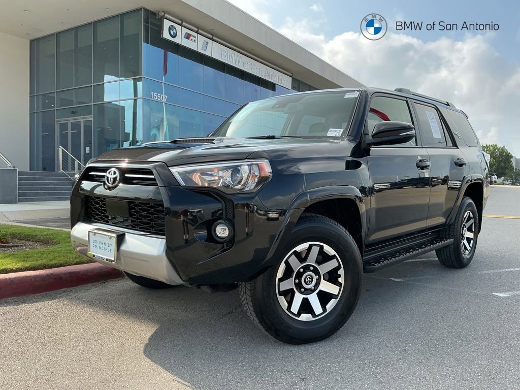 Used 2024 Toyota 4Runner TRD Off-Road Premium AWD/4WD image 1