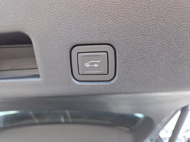 New 2026 GMC Acadia Elevation w/ Black Edition AWD/4WD image 17