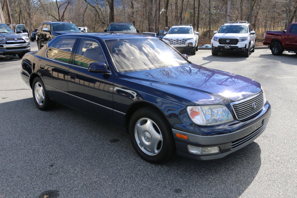 Used 1998 Lexus LS 400 image 10