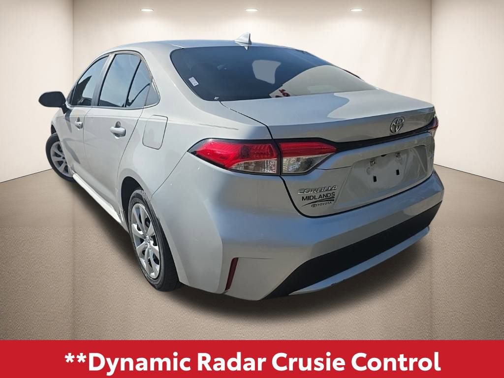 Used 2022 Toyota Corolla LE image 6