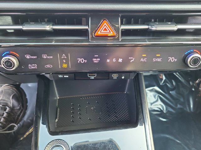 Certified 2023 Kia Niro EX FWD image 25