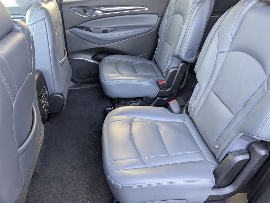 Used 2024 Buick Enclave Premium image 29