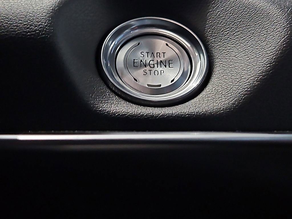 New 2026 Chevrolet Corvette Stingray Convertible w/ Z51 Performance Package image 13