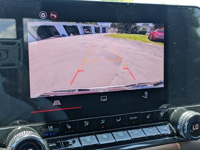 Certified 2025 GMC Canyon AT4 w/ AT4 Premium Package AWD/4WD image 29