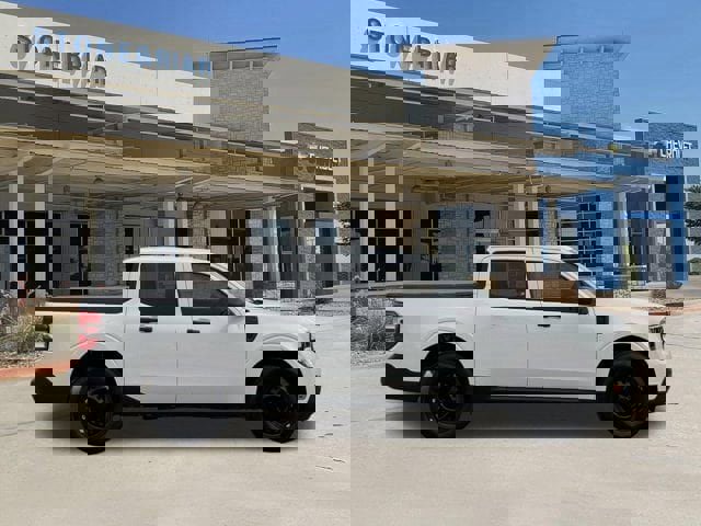 Used 2025 Ford Maverick XL w/ Equipment Group 102A AWD/4WD image 4