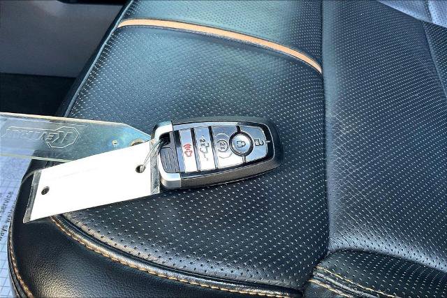 Certified 2024 Ford F250 Platinum w/ FX4 Off-Road Package image 36