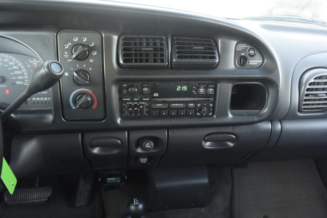 Used 2002 Dodge Ram 2500 Truck 4x4 Quad Cab image 16