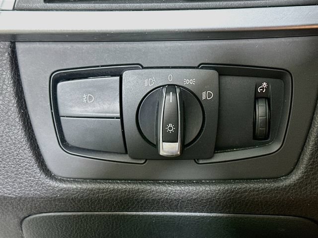 Used 2016 BMW 328i xDrive Sedan AWD/4WD image 14