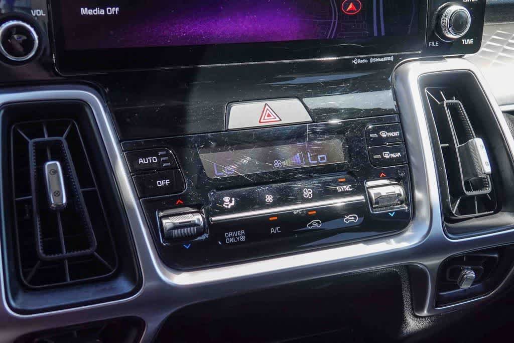Certified 2023 Kia Sorento EX FWD image 19