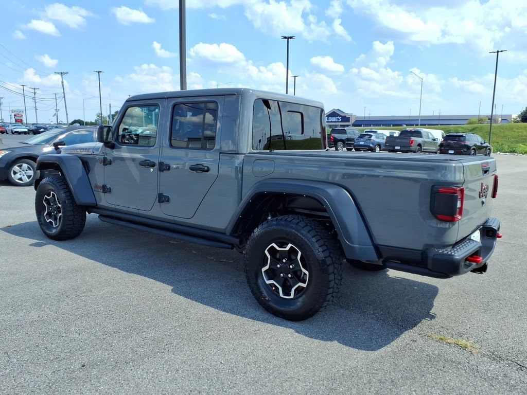 Used 2022 Jeep Gladiator Rubicon w/ Cold Weather Group AWD/4WD image 3