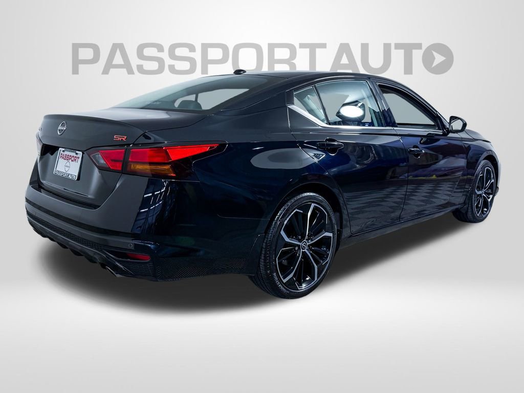 Certified 2024 Nissan Altima 2.5 SR image 9