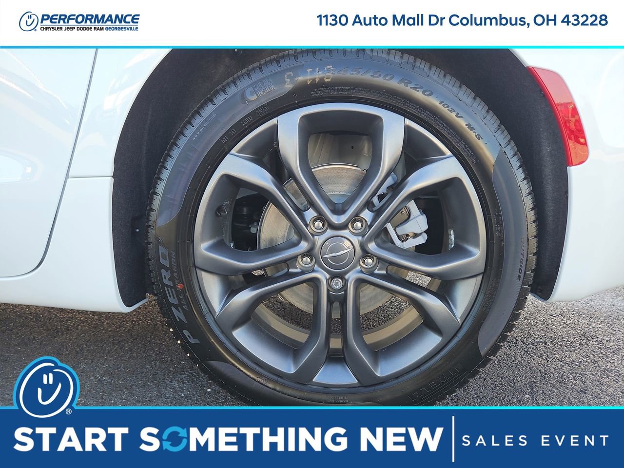 New 2026 Chrysler Pacifica Select image 9