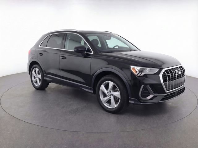 Used 2020 Audi Q3 2.0T Premium AWD/4WD image 31