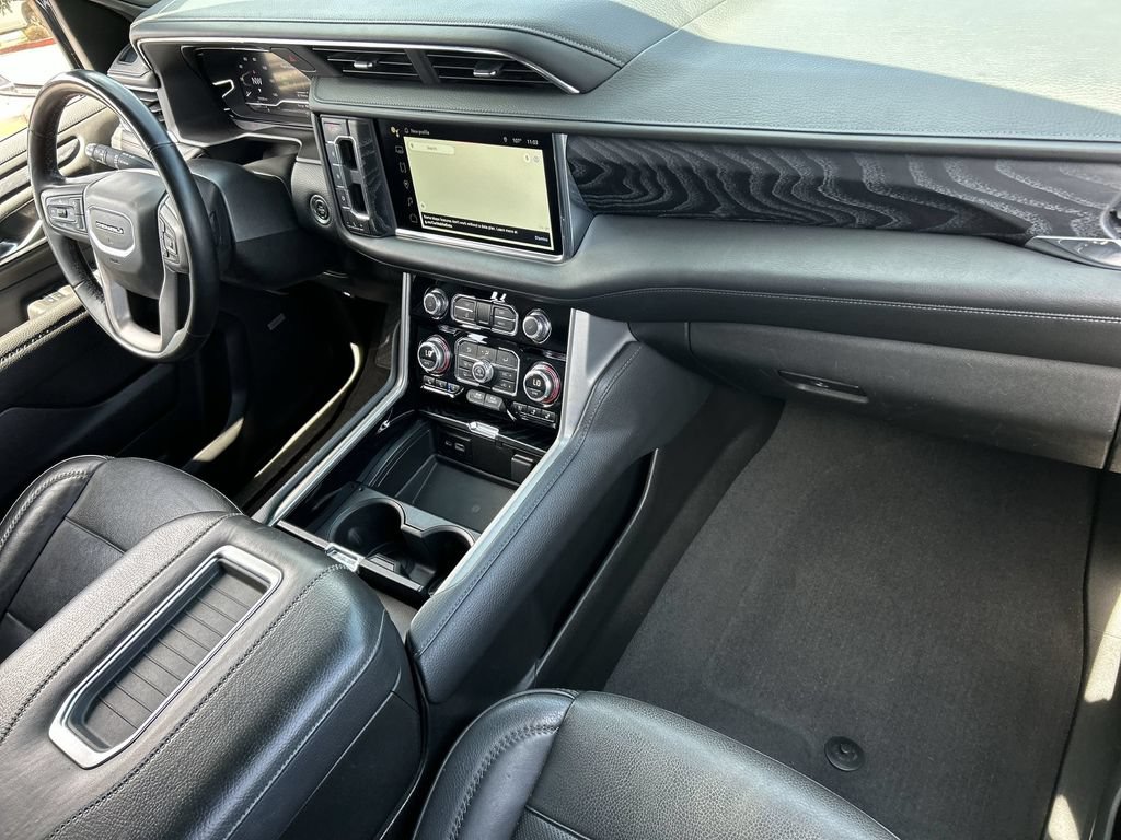Used 2023 GMC Yukon XL Denali w/ Max Trailering Package AWD/4WD image 29