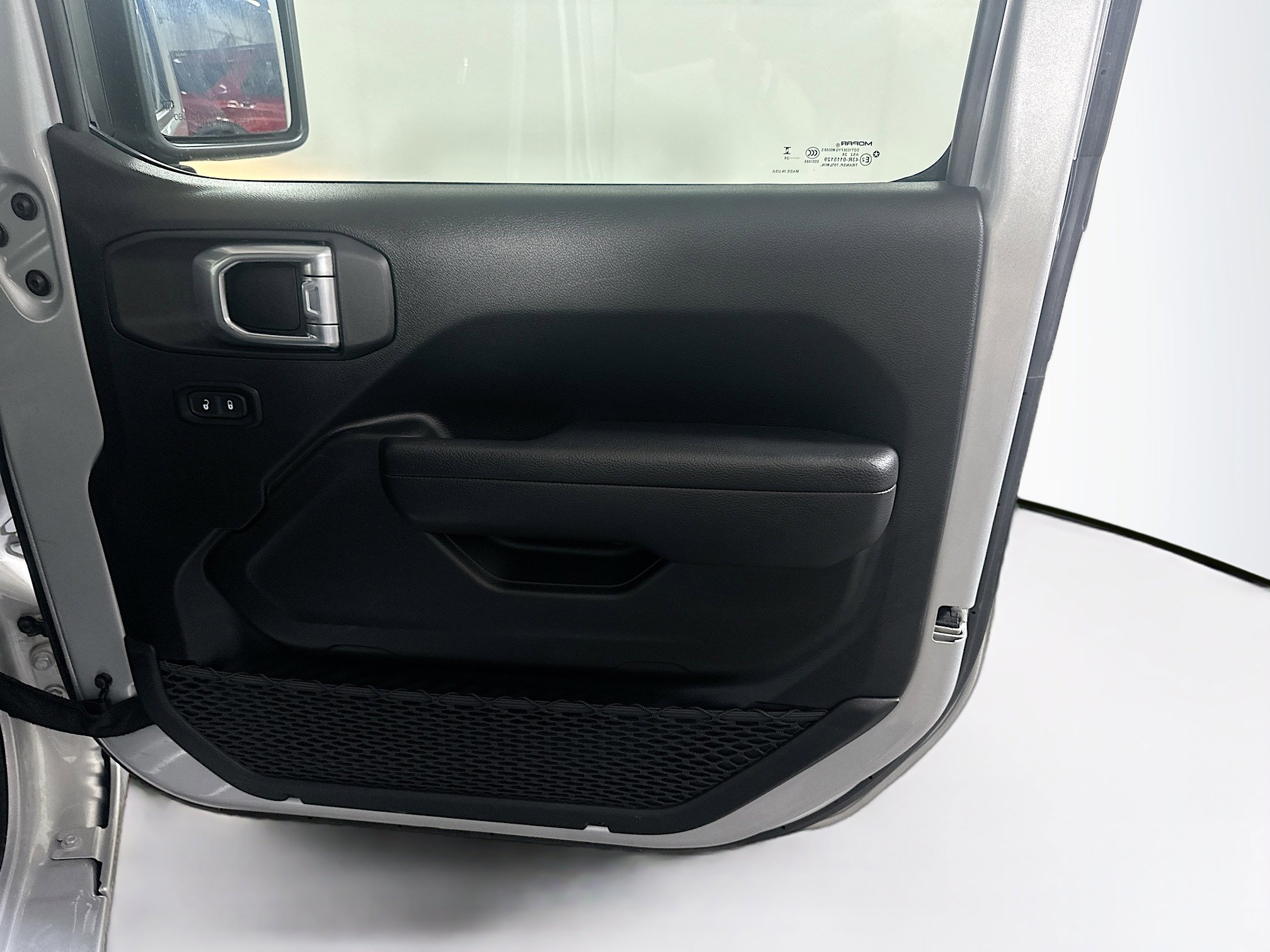 Used 2024 Jeep Wrangler Sport S image 29