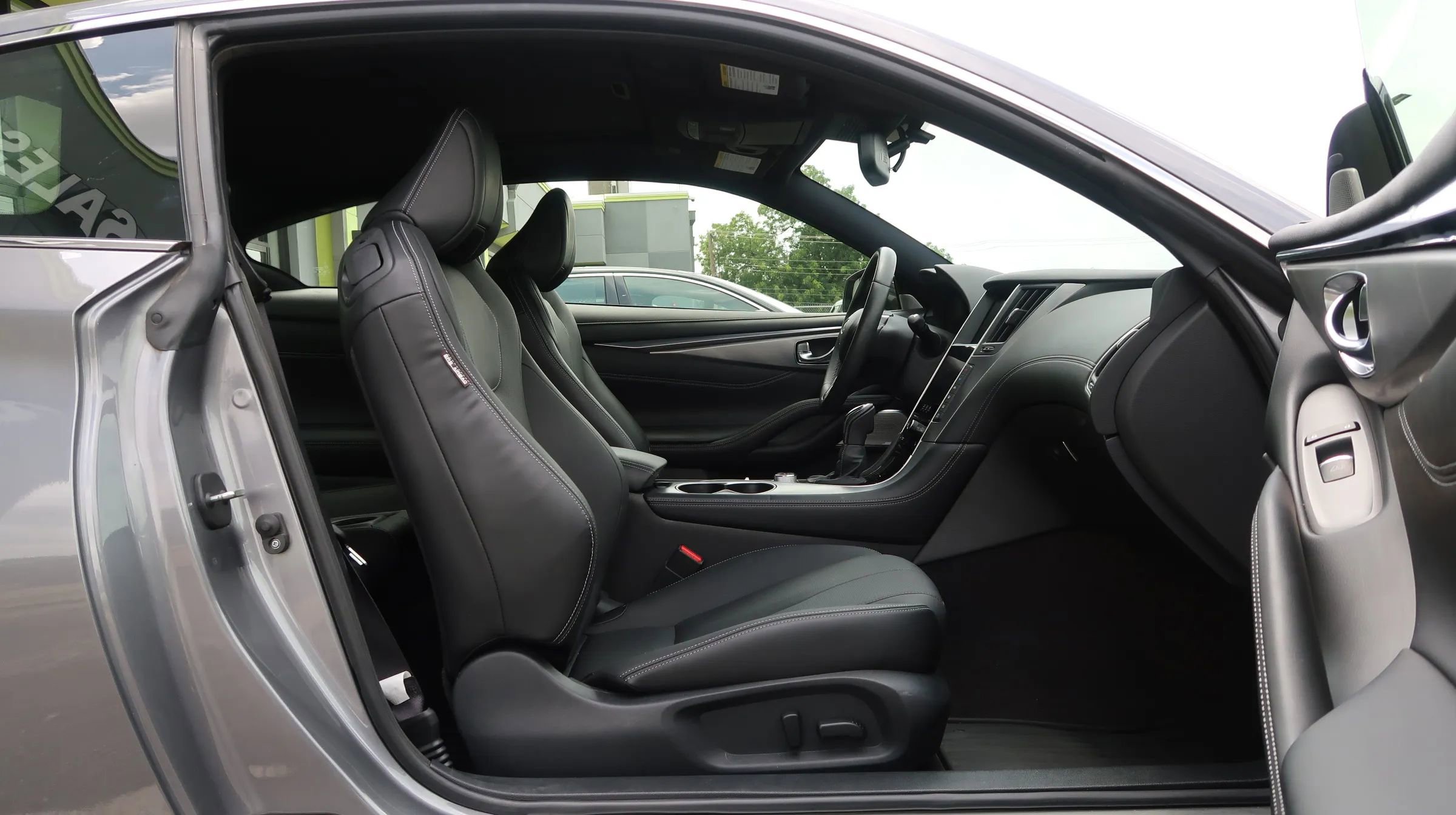 Used 2021 INFINITI Q60 3.0t Luxe w/ Essential Package RWD image 21