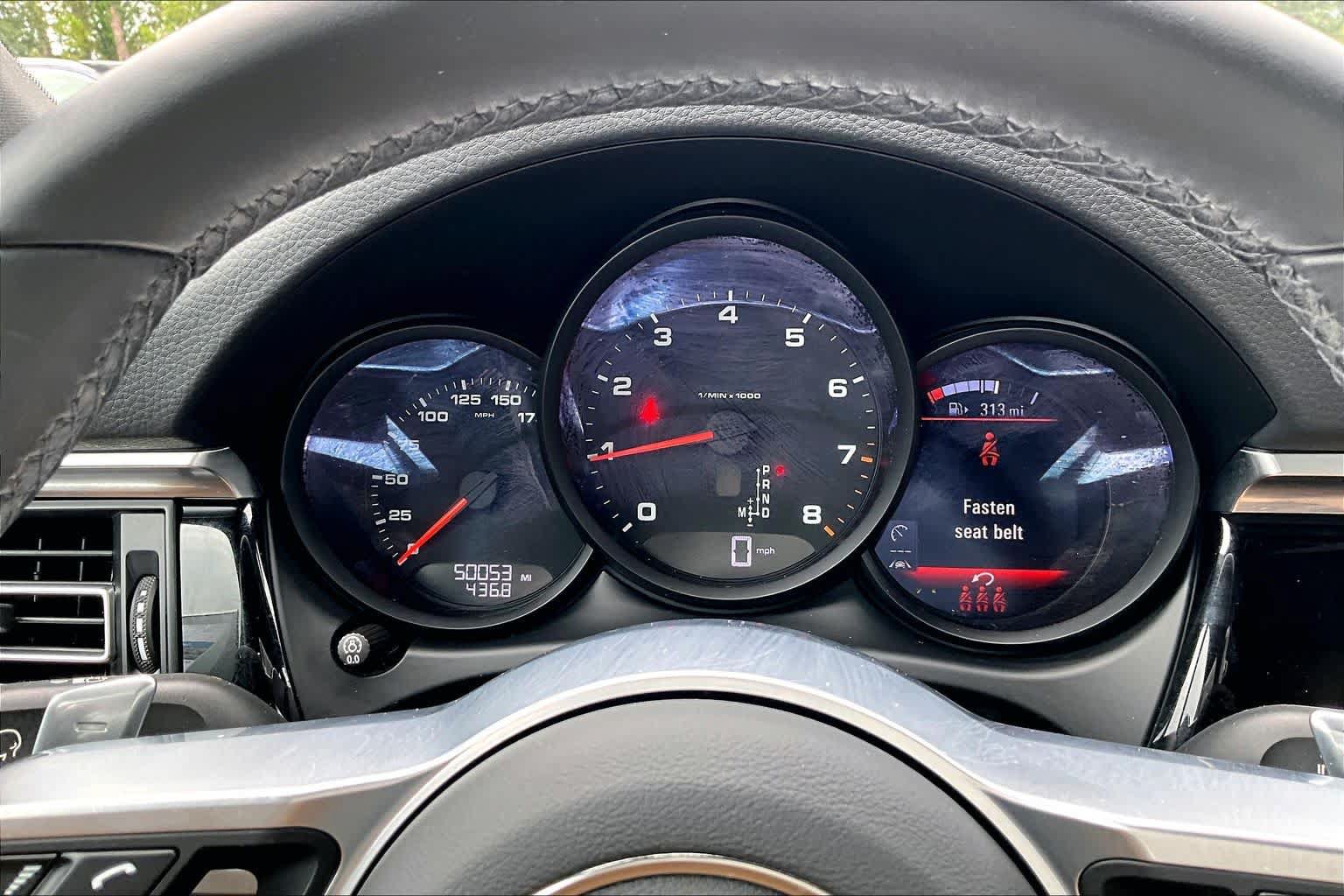 Used 2021 Porsche Macan AWD/4WD image 25