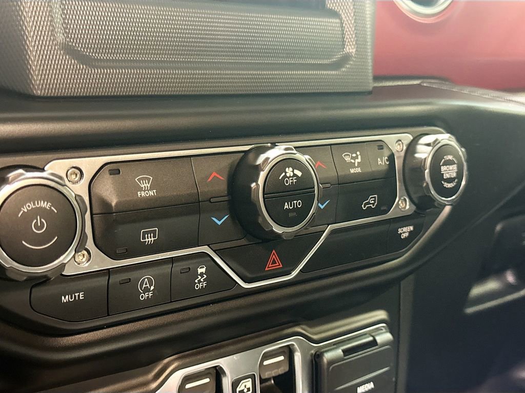 Used 2021 Jeep Wrangler Unlimited Rubicon image 15