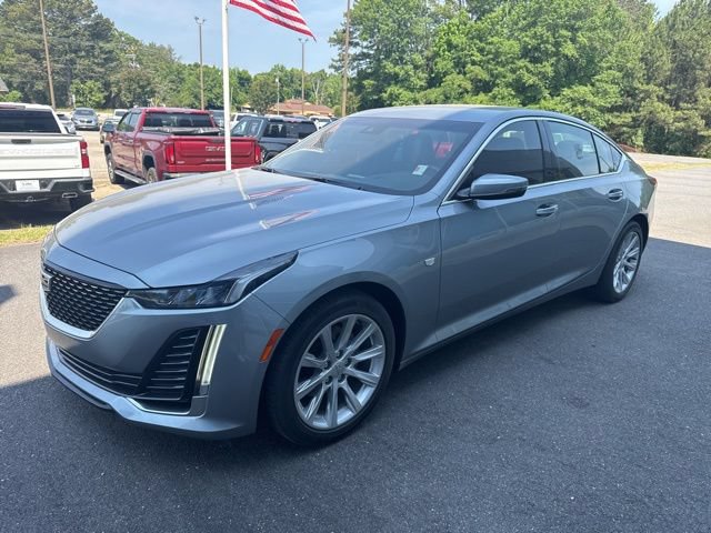Used 2023 Cadillac CT5 Luxury RWD image 3