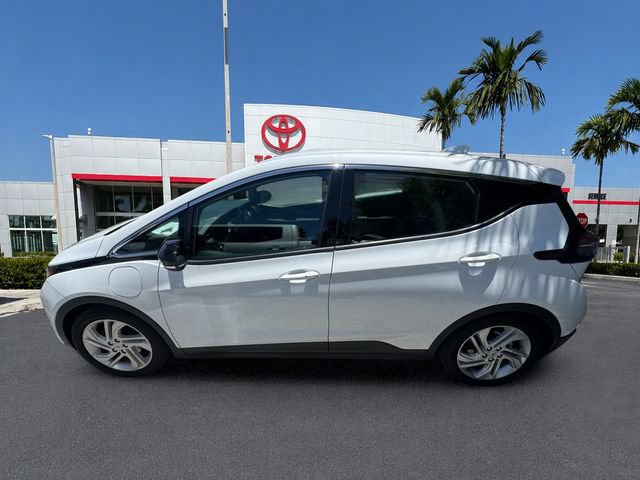 Used 2023 Chevrolet Bolt LT w/ Driver Confidence Package FWD image 4